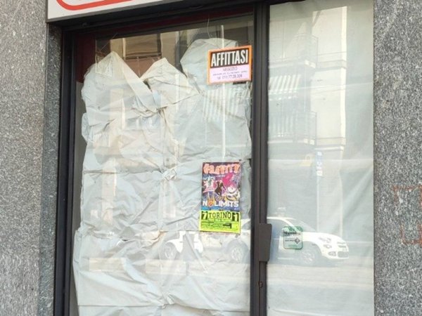 negozio in affitto a Torino in zona Parella