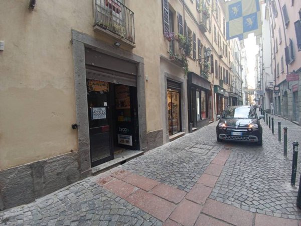 locale commerciale in affitto a Torino in zona Centro Storico
