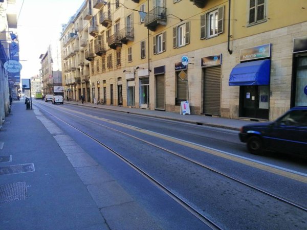 negozio in affitto a Torino in zona Vanchiglia