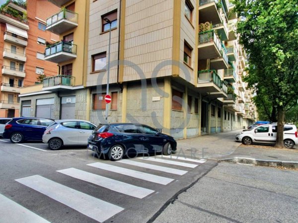negozio in affitto a Torino in zona Vanchiglia