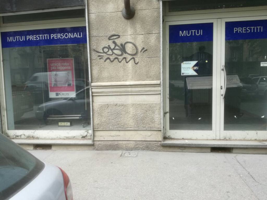 negozio in affitto a Torino in zona Borgata Vittoria