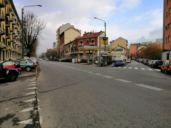 negozio in affitto a Torino