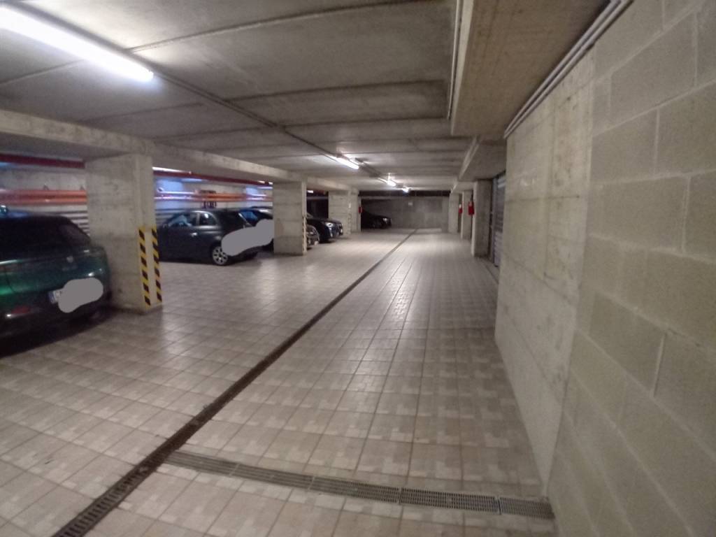 negozio in affitto a Torino in zona Cavoretto