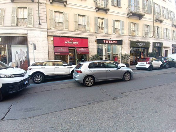 negozio in affitto a Torino