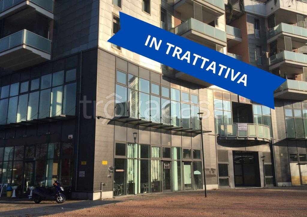 negozio in affitto a Torino in zona Mirafiori Sud