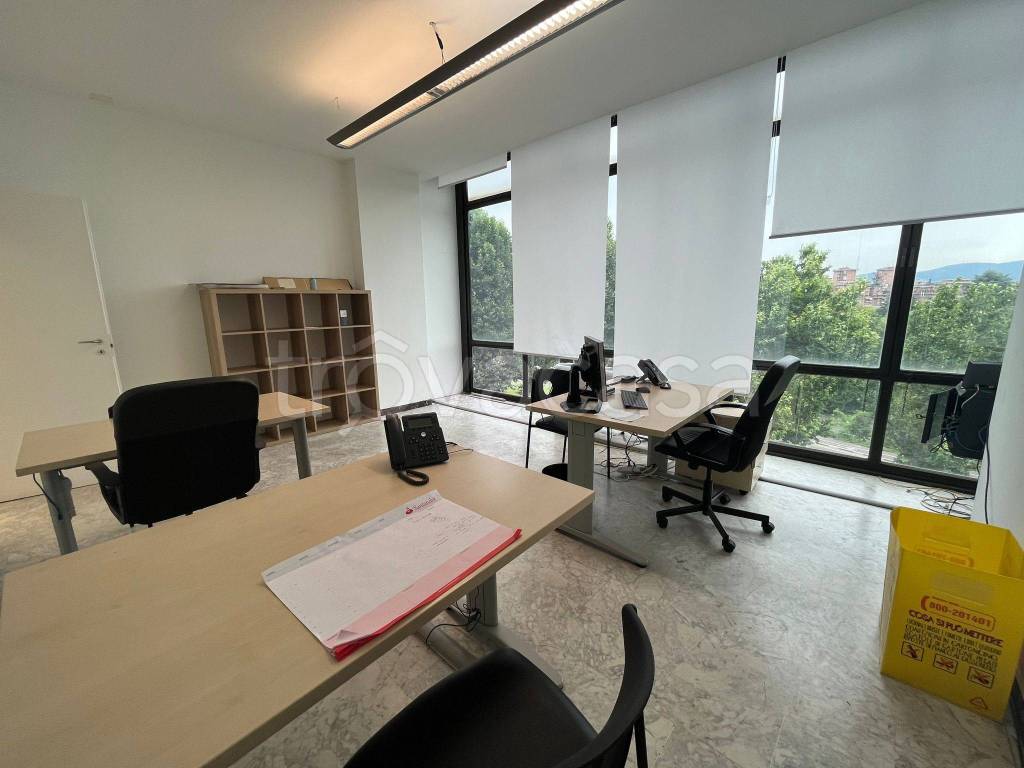 ufficio in affitto a Torino in zona Lucento
