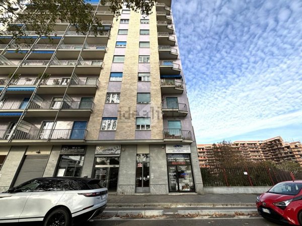 locale commerciale in affitto a Torino in zona Borgata Vittoria