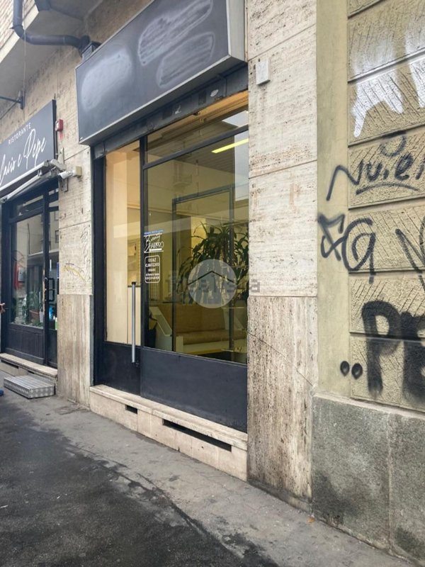 negozio in affitto a Torino in zona Millefonti