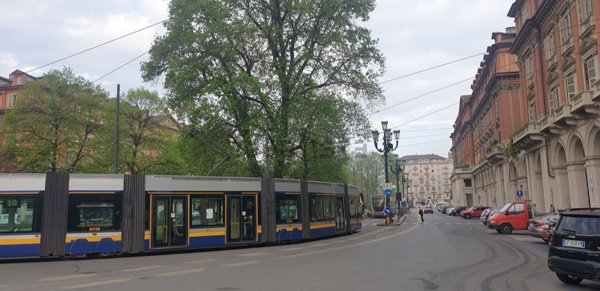 negozio in affitto a Torino