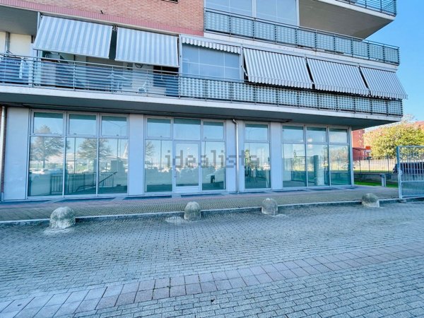 locale di sgombero in affitto a Torino in zona Vallette