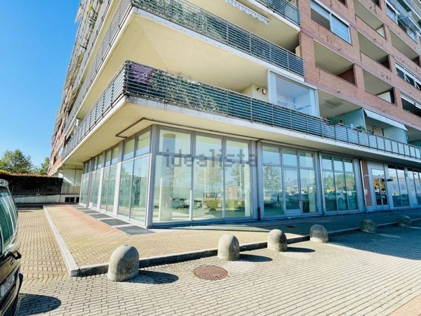 locale di sgombero in affitto a Torino in zona Vallette