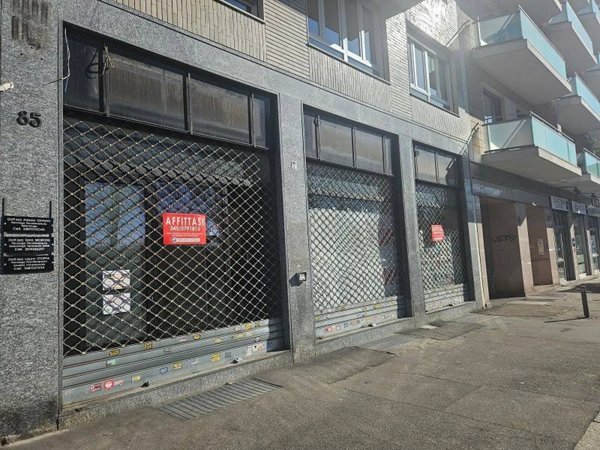 negozio in affitto a Torino in zona Millefonti