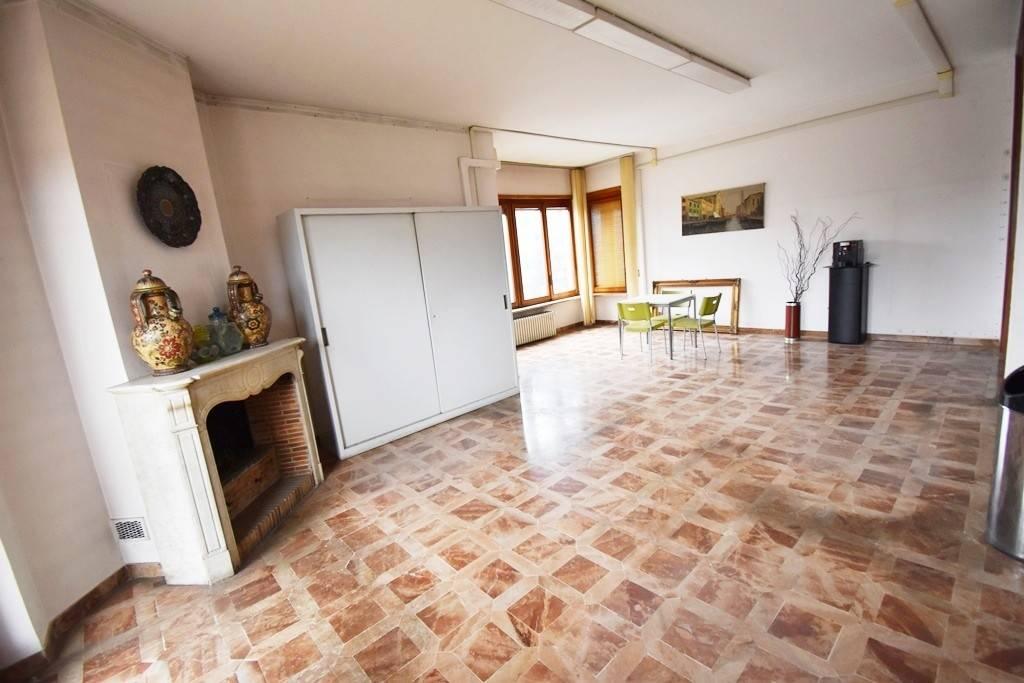 appartamento in affitto a Torino in zona Parella