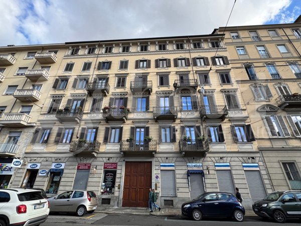 negozio in affitto a Torino in zona San Salvario