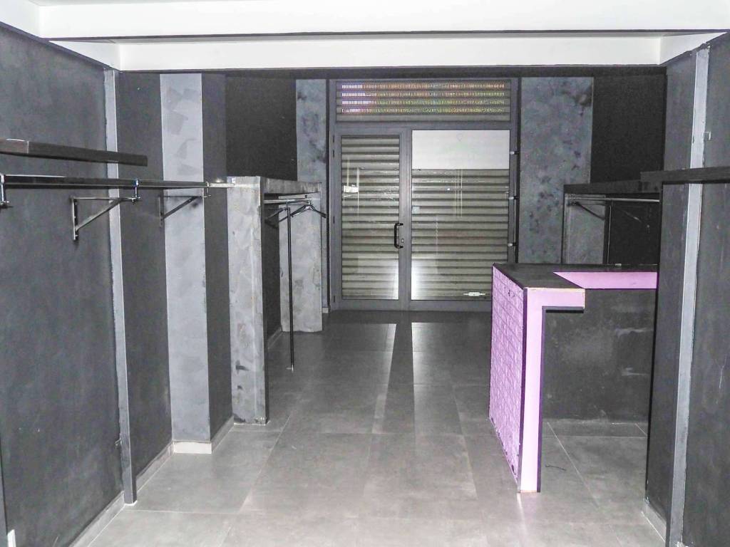 negozio in affitto a Torino in zona Santa Rita