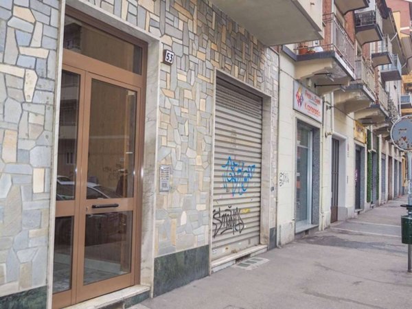 negozio in affitto a Torino in zona Santa Rita