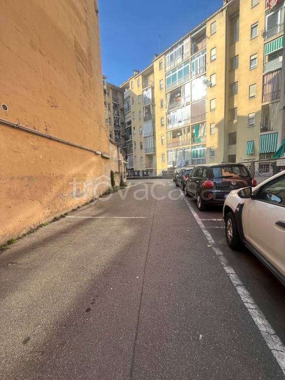 casa indipendente in affitto a Torino in zona Rosa