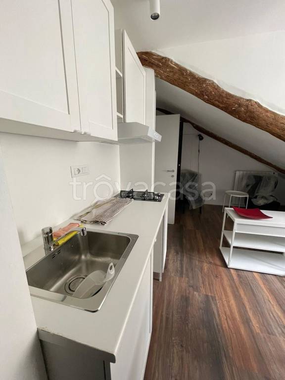 appartamento in affitto a Torino in zona Aurora
