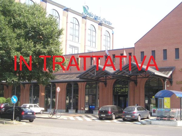 negozio in affitto a Torino in zona Aurora