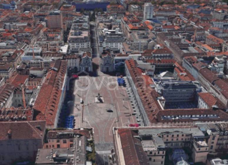 quadrivano in affitto a Torino in zona Centro Storico