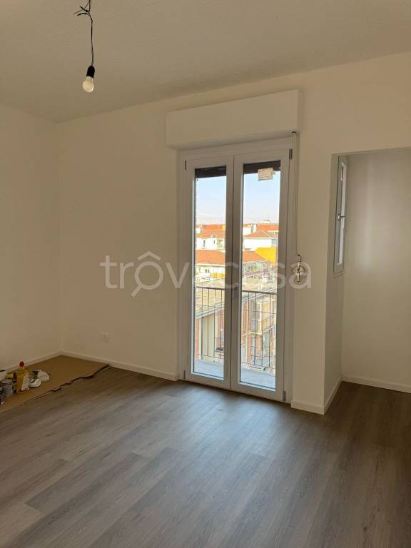 appartamento in affitto a Torino in zona Aurora