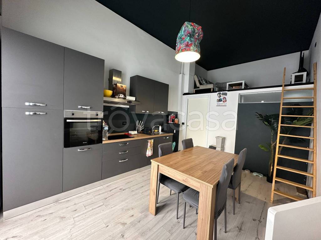 appartamento in affitto a Torino in zona Aurora
