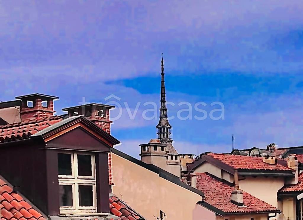 appartamento in affitto a Torino in zona Centro Storico
