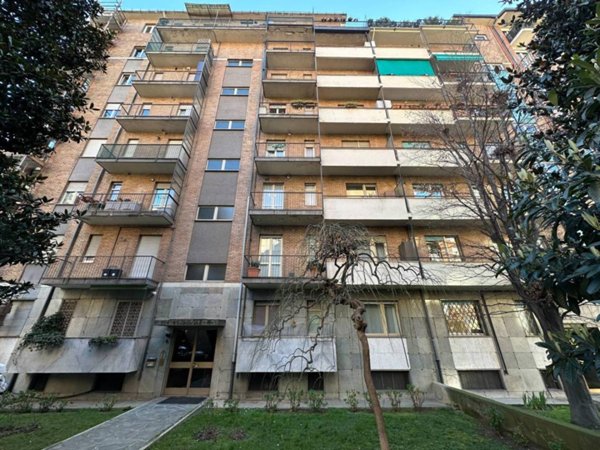 negozio in affitto a Torino in zona Santa Rita