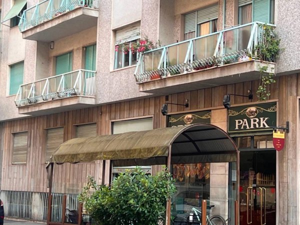 negozio in affitto a Torino in zona San Salvario