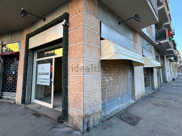 locale commerciale in affitto a Torino in zona Parella