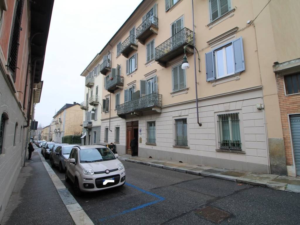 appartamento in affitto a Torino in zona Rosa