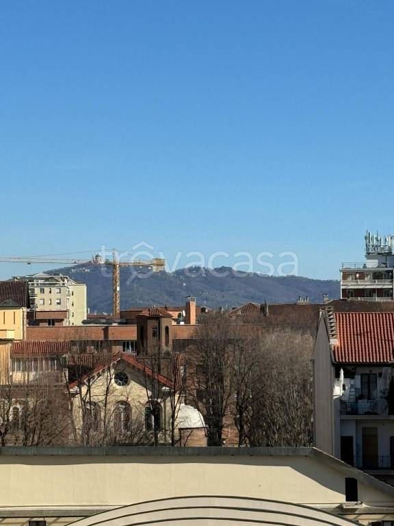 appartamento in affitto a Torino in zona Centro Storico