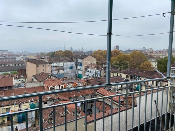 appartamento in affitto a Torino in zona Aurora