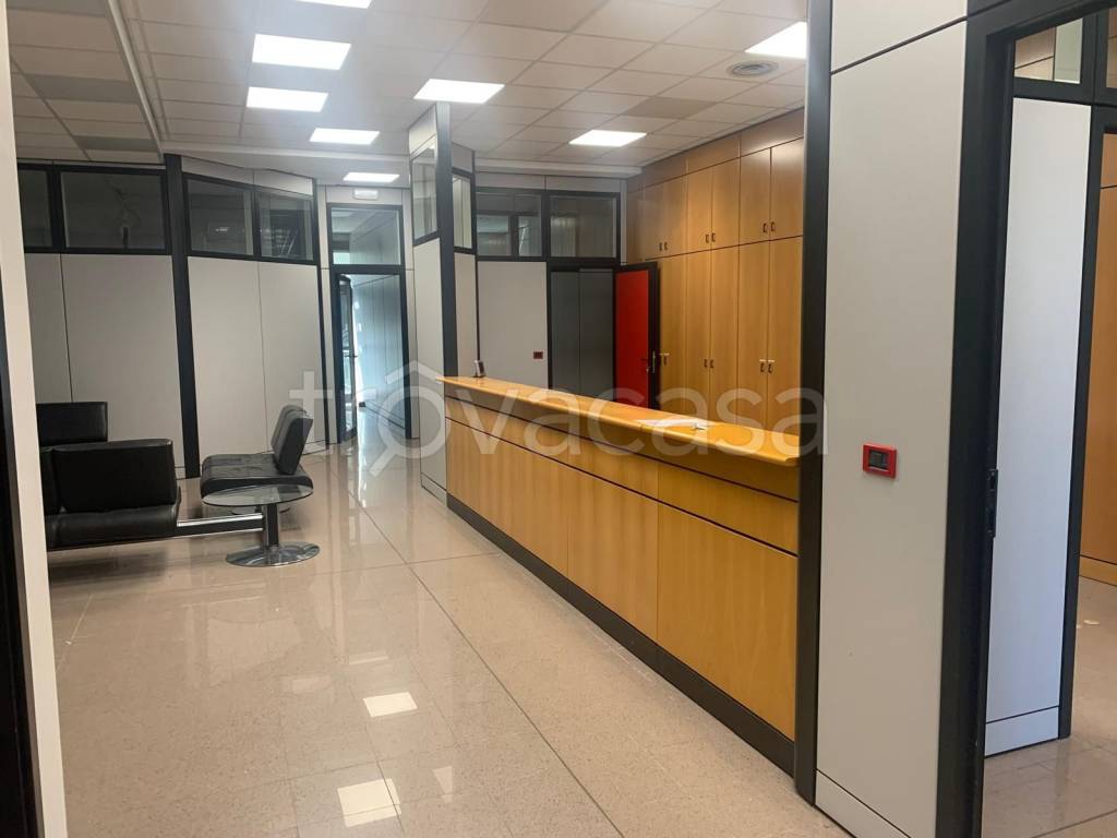 ufficio in affitto a Torino in zona Mirafiori Sud