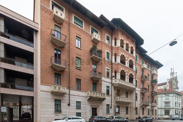 appartamento in affitto a Torino in zona Cit Turin