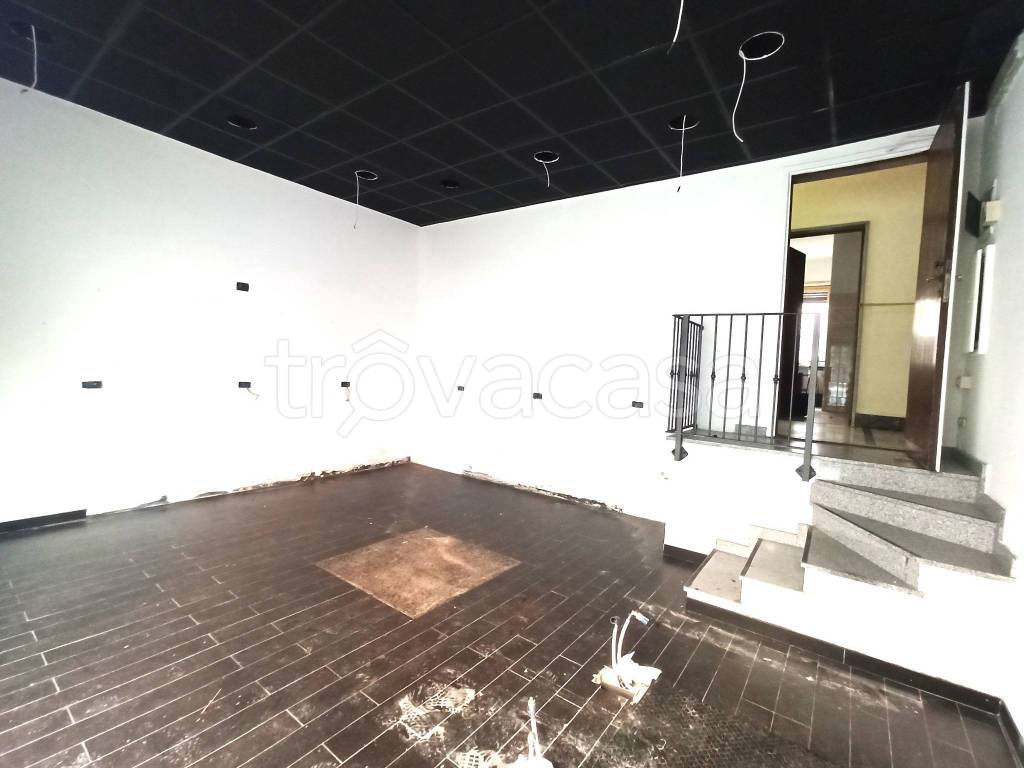 negozio in affitto a Torino in zona Santa Rita