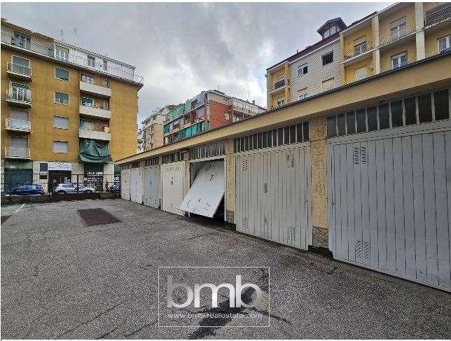negozio in affitto a Torino in zona Barriera di Milano