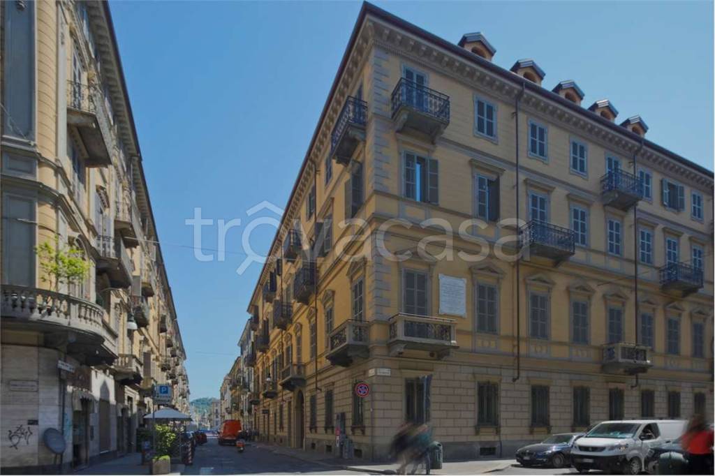 appartamento in affitto a Torino in zona Centro Storico