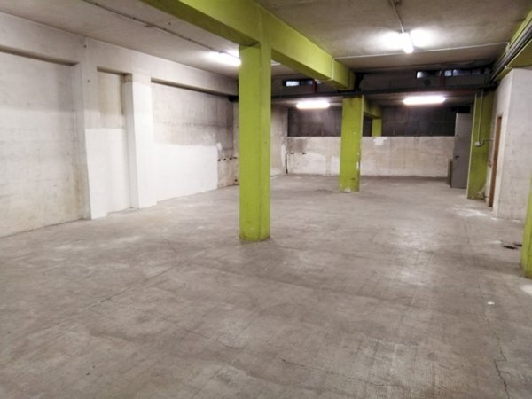locale di sgombero in affitto a Torino