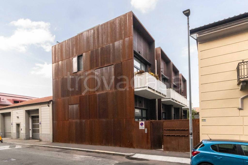 appartamento in affitto a Torino in zona Aurora