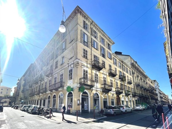 negozio in affitto a Torino in zona Crocetta