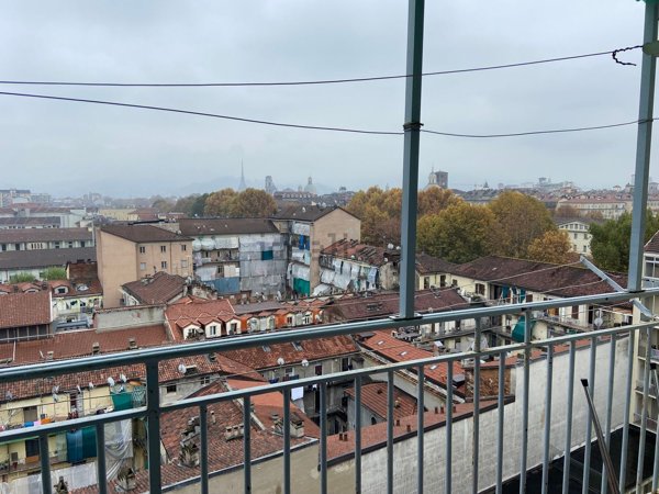 appartamento in affitto a Torino in zona Aurora
