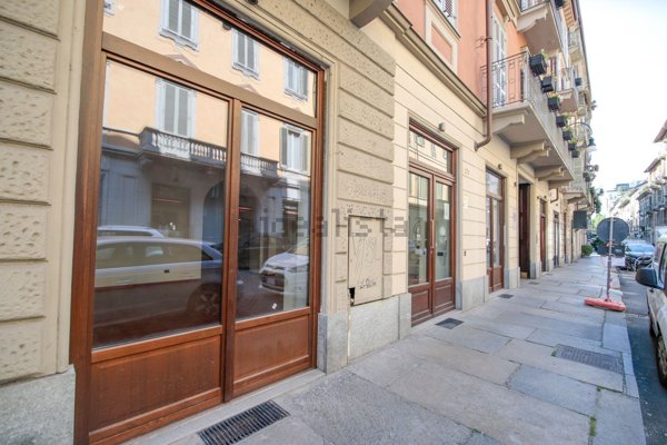locale commerciale in affitto a Torino