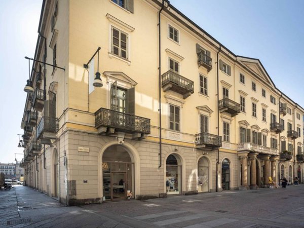 negozio in affitto a Torino