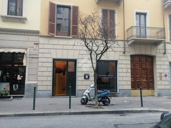 negozio in affitto a Torino in zona San Salvario