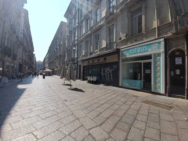 negozio in affitto a Torino in zona Centro Storico