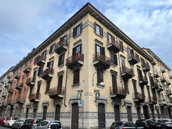 appartamento in affitto a Torino in zona Cit Turin
