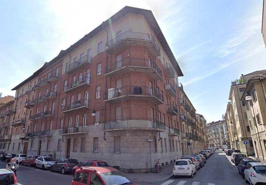 appartamento in affitto a Torino in zona Cenisia