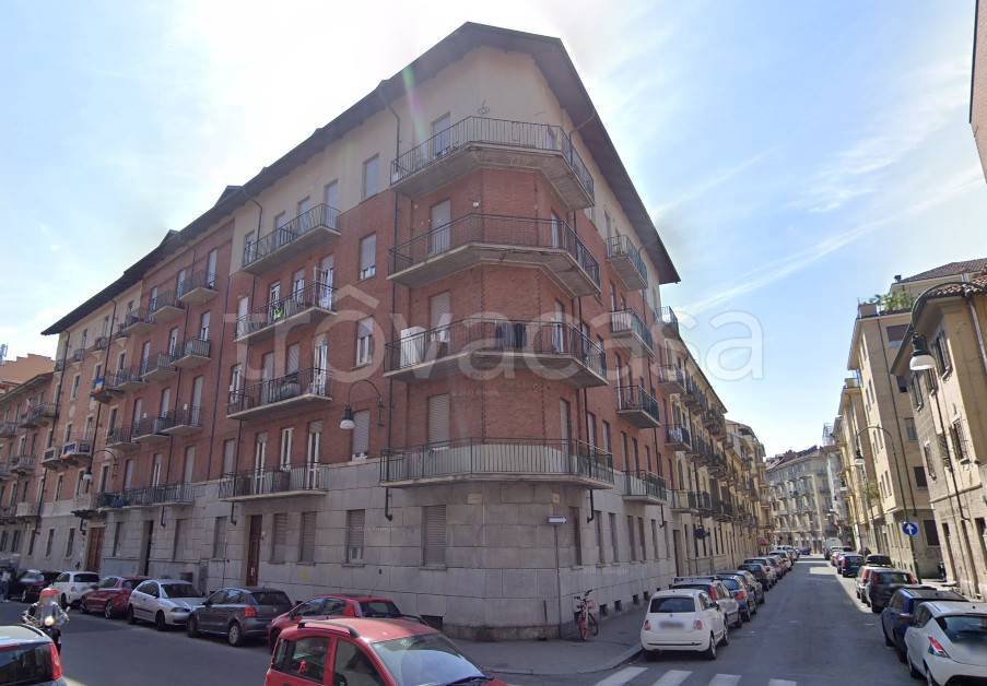 appartamento in affitto a Torino in zona Cenisia