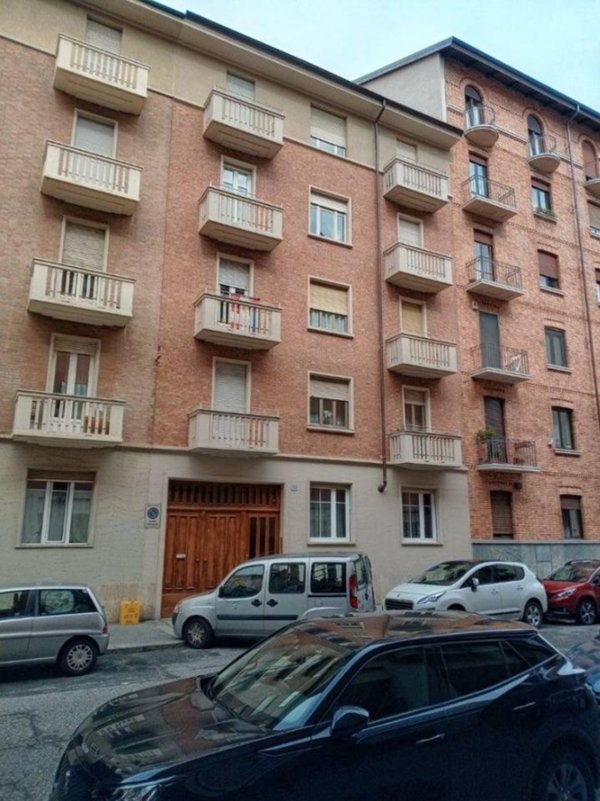 appartamento in affitto a Torino in zona Cenisia